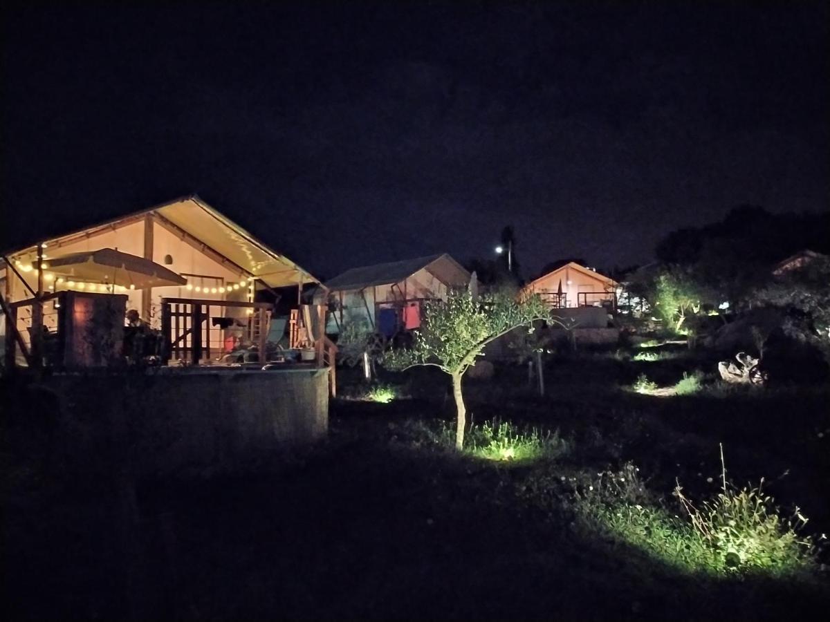 Brusici Prima Insula Glamping酒店 外观 照片